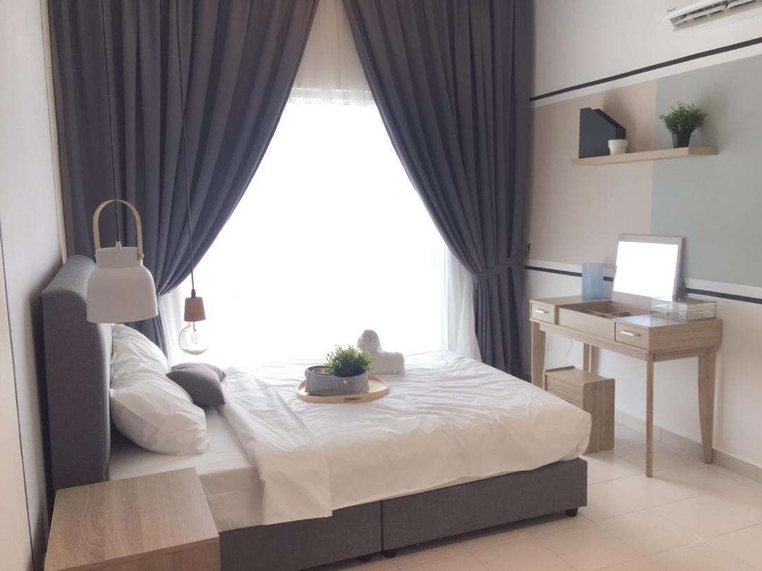 Ezhome Mesahill Nilai Exterior photo
