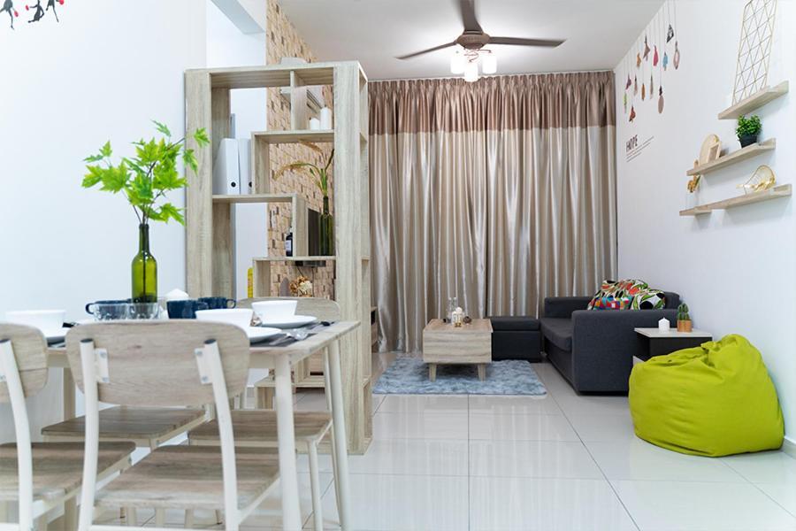 Ezhome Mesahill Nilai Exterior photo