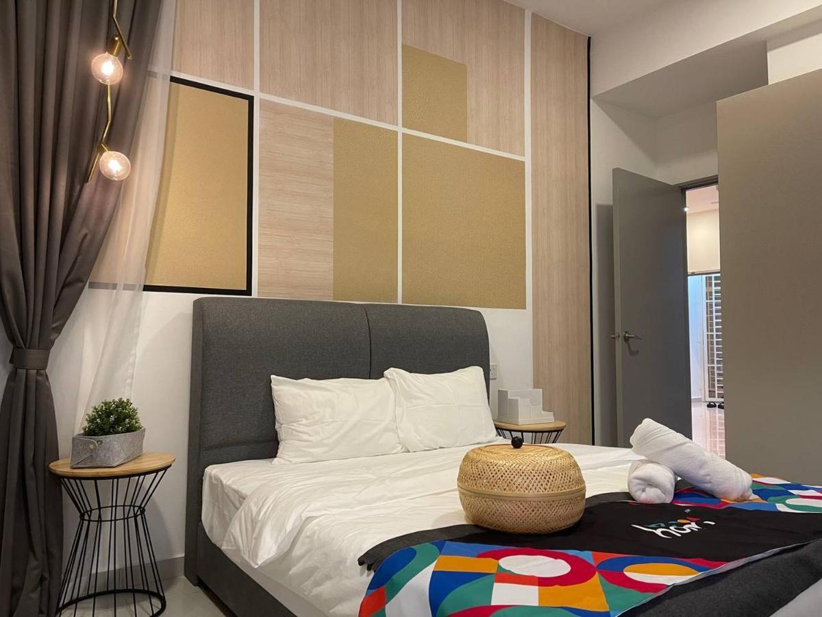 Ezhome Mesahill Nilai Exterior photo