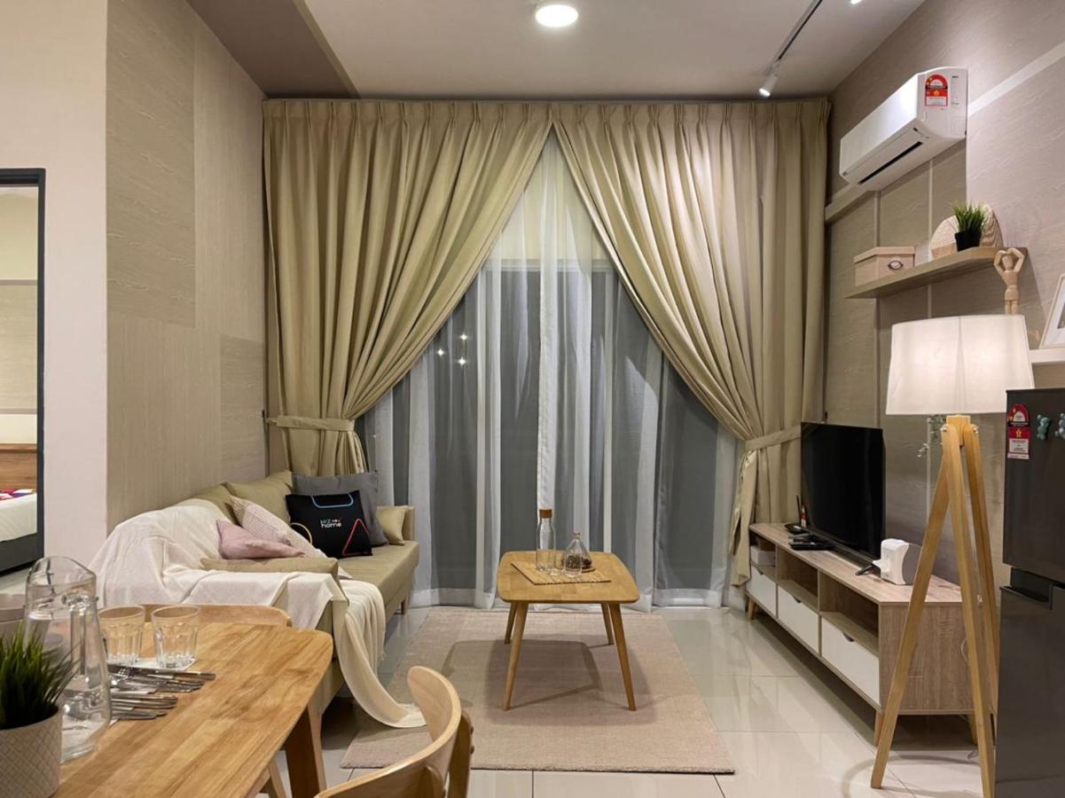 Ezhome Mesahill Nilai Exterior photo